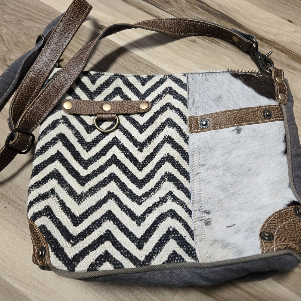 Myra Bag Spirited Shoulder Bag Crossbody Purse